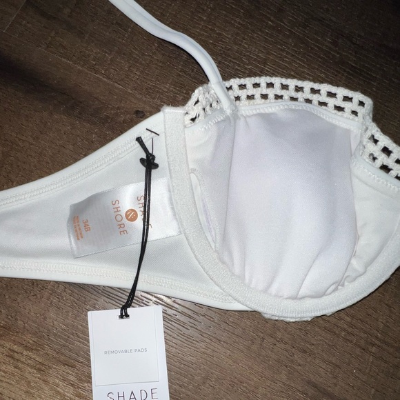 NWT 34B Target Shade & Shore crochet bikini top - Picture 4 of 6